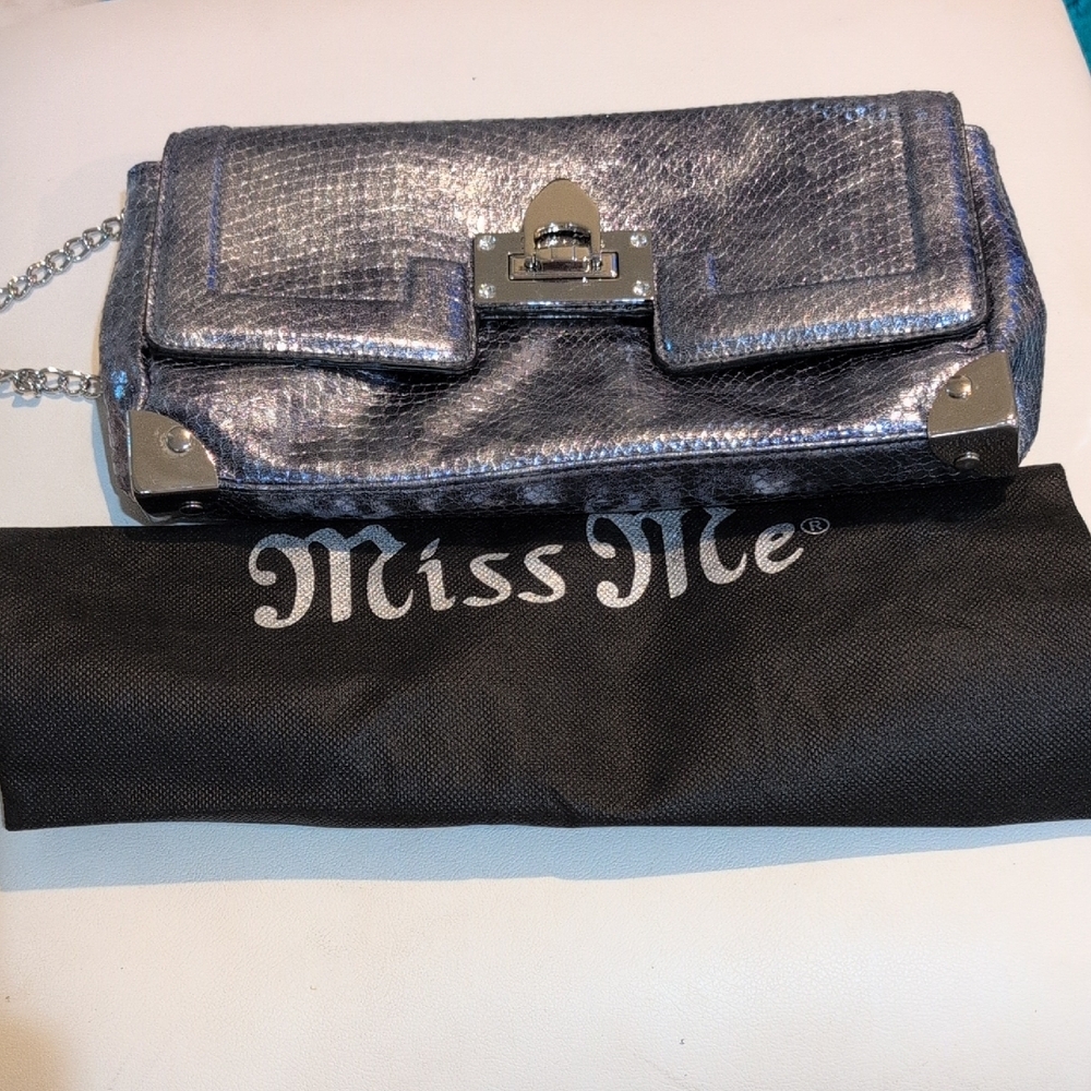 Miss Me Shimmering Silver Clutch